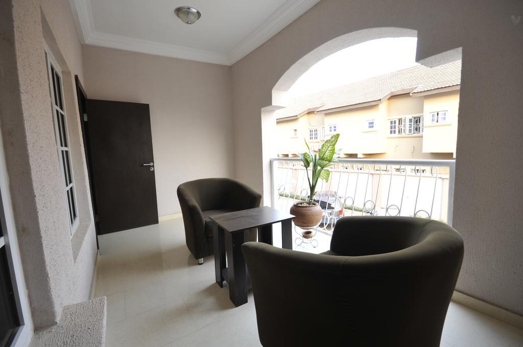 Sheer Luxury Apartments And Suites Абуджа Екстер'єр фото