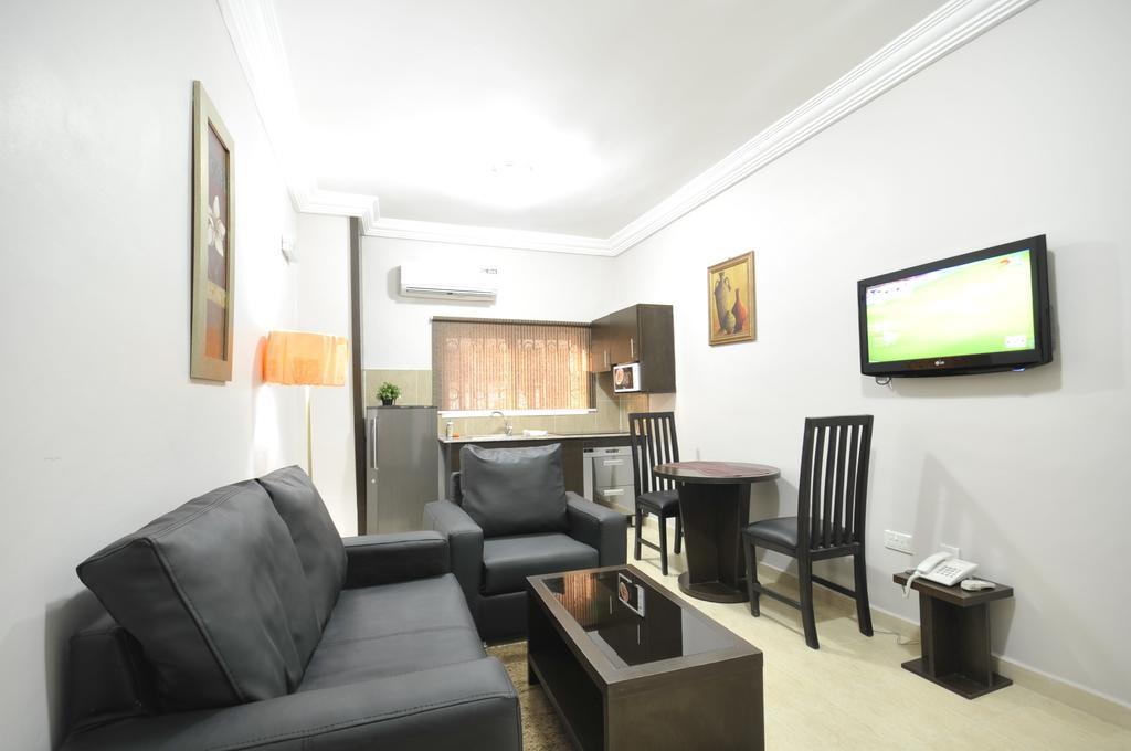 Sheer Luxury Apartments And Suites Абуджа Екстер'єр фото