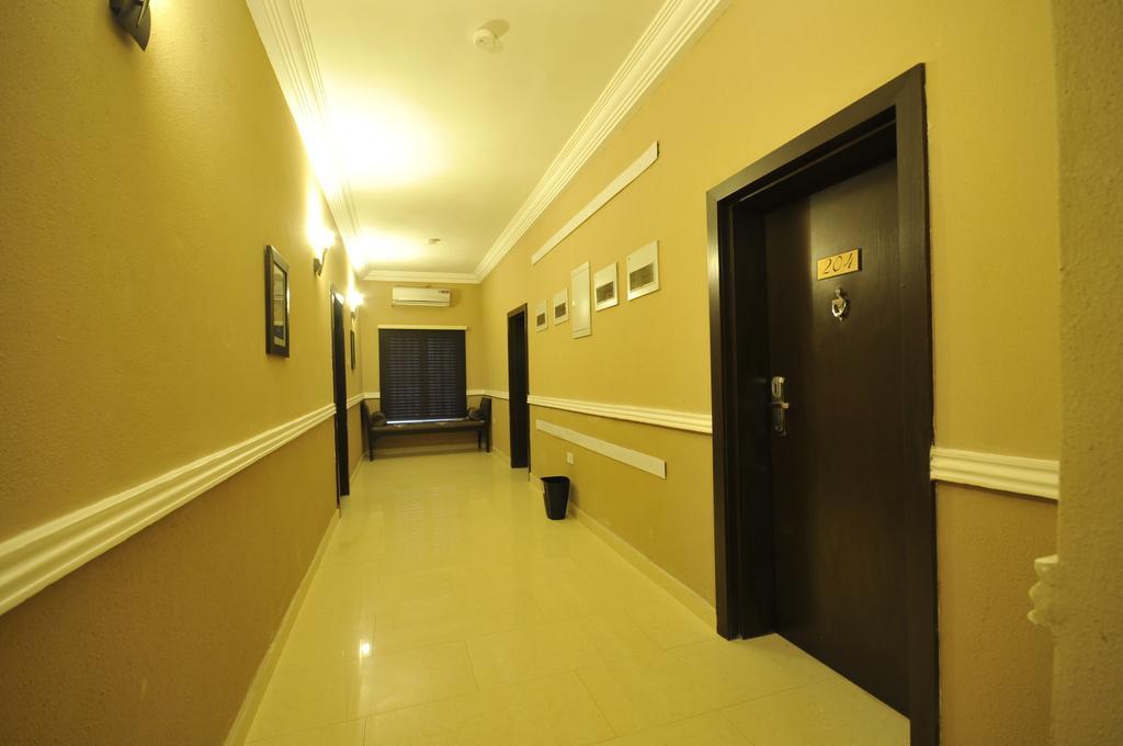Sheer Luxury Apartments And Suites Абуджа Екстер'єр фото