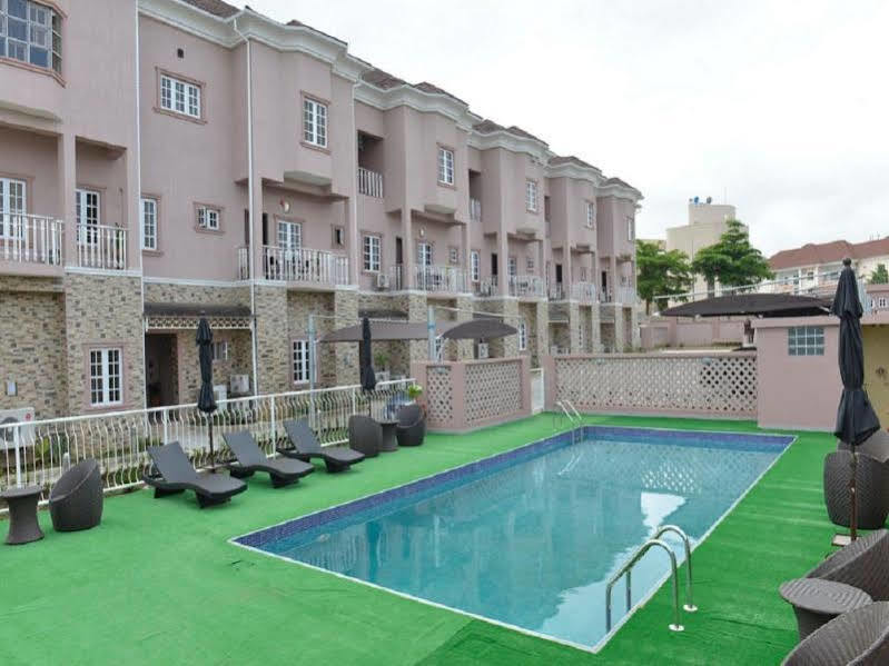Sheer Luxury Apartments And Suites Абуджа Екстер'єр фото