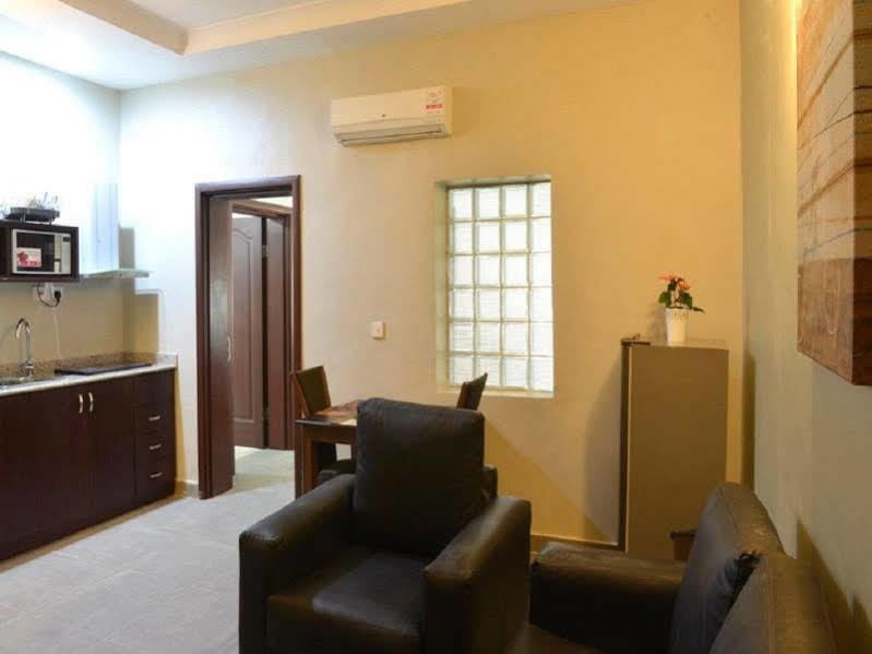 Sheer Luxury Apartments And Suites Абуджа Екстер'єр фото